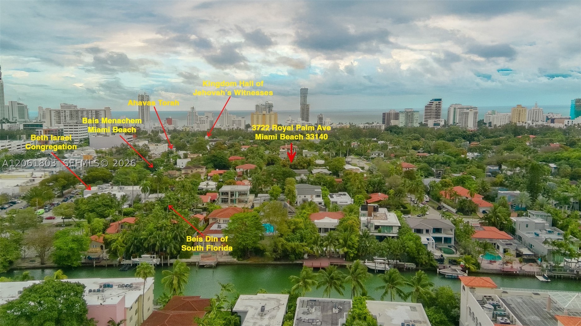 3722 Royal Palm Ave Property Photo 3