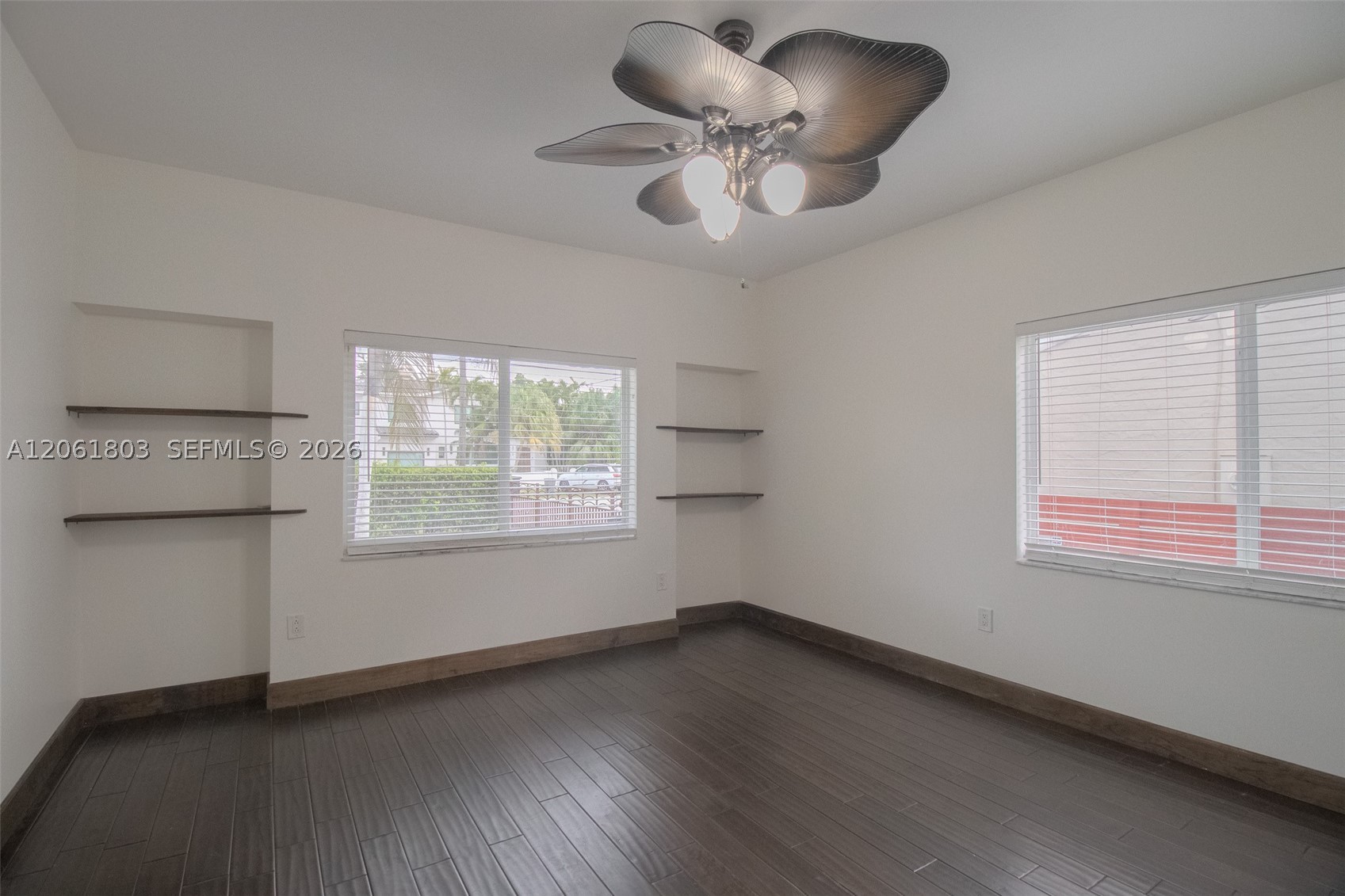 3722 Royal Palm Ave Property Photo 18
