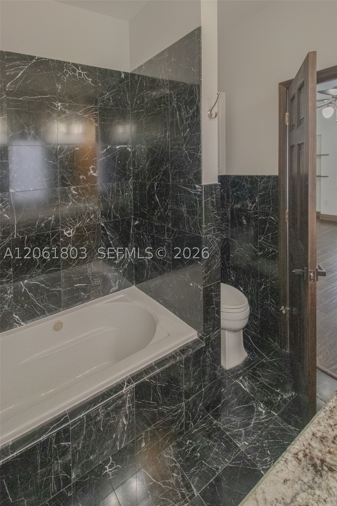 3722 Royal Palm Ave Property Photo 25