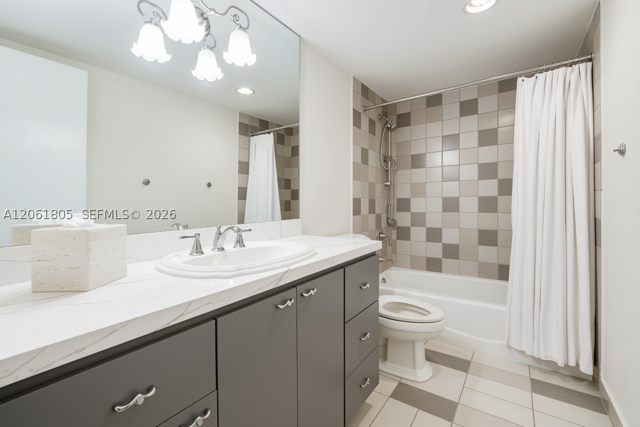 90 Edgewater Dr 501 Property Photo 20
