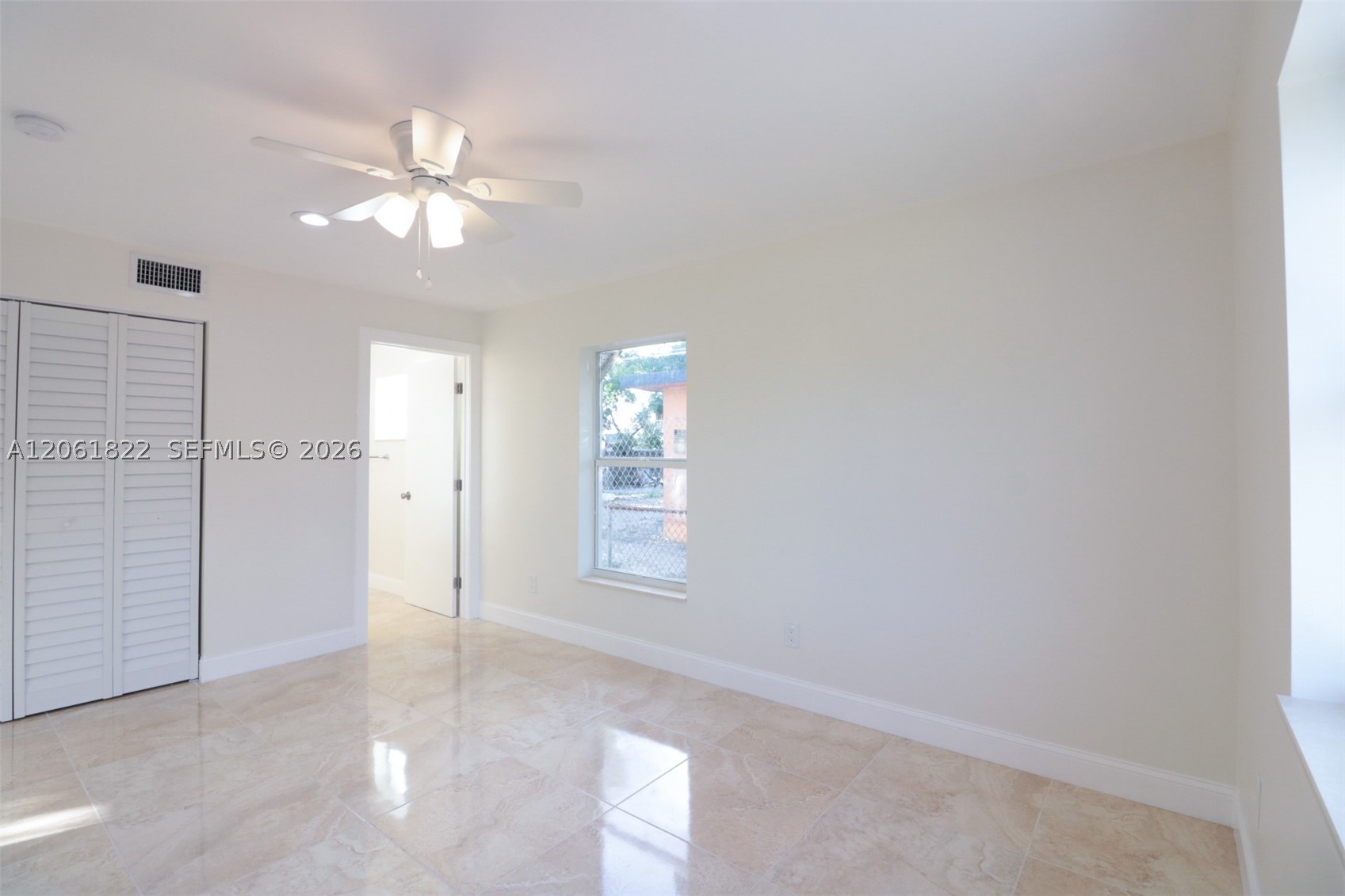 3014 Nw 6th St Property Photo 9