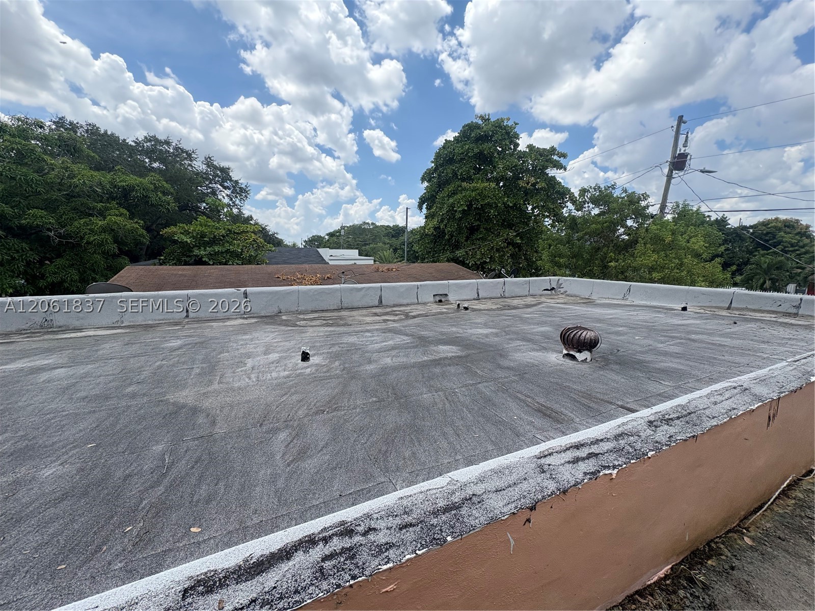 A12061837 Property Photo 16