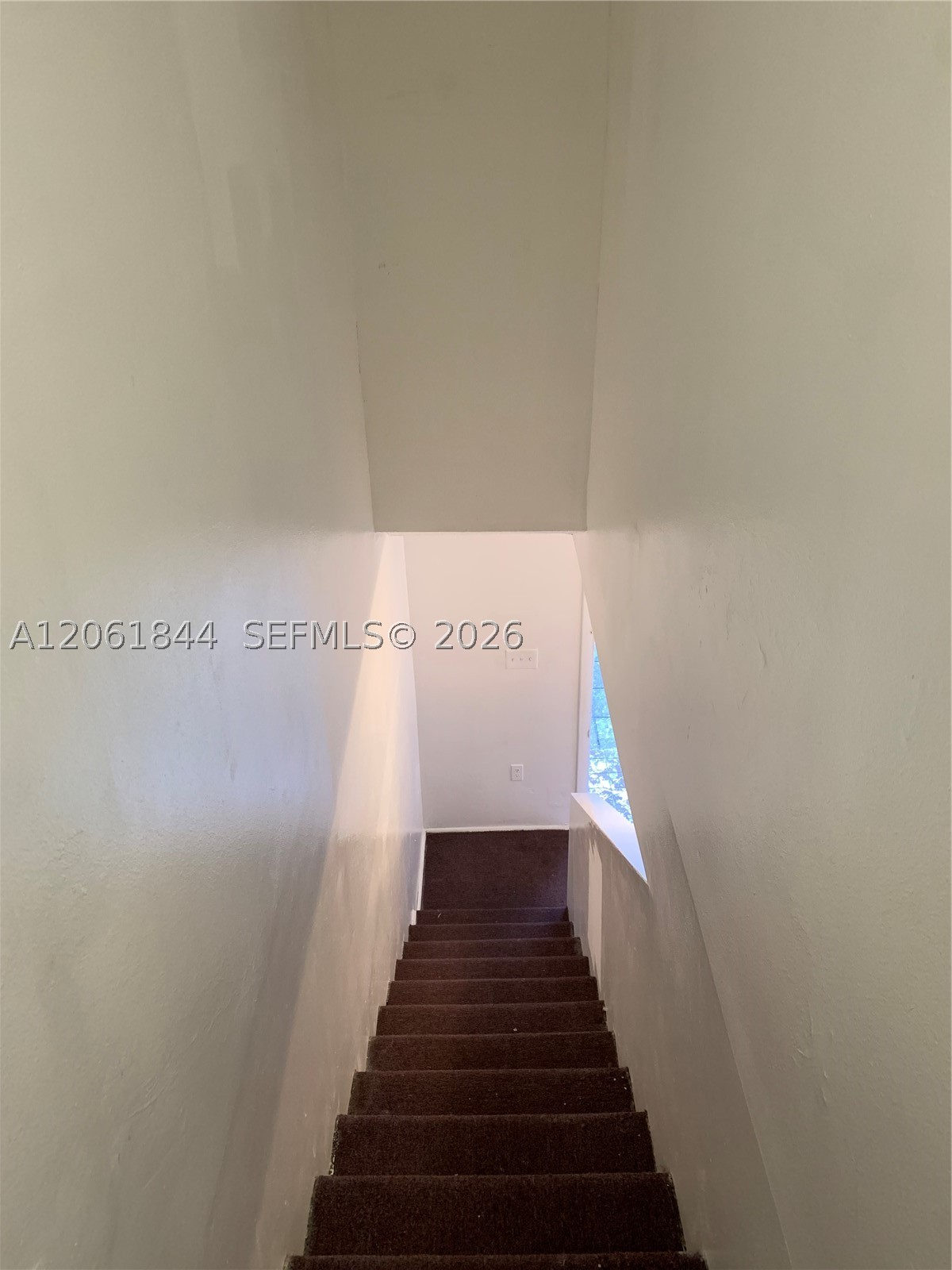 5453 Nw 169th Ter Property Photo 10