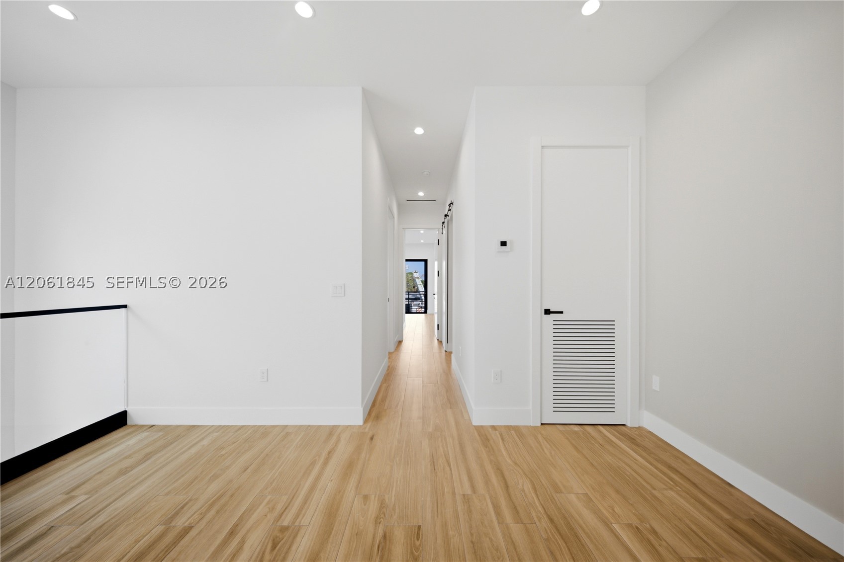 1320 Ne 16th Ter Property Photo 43