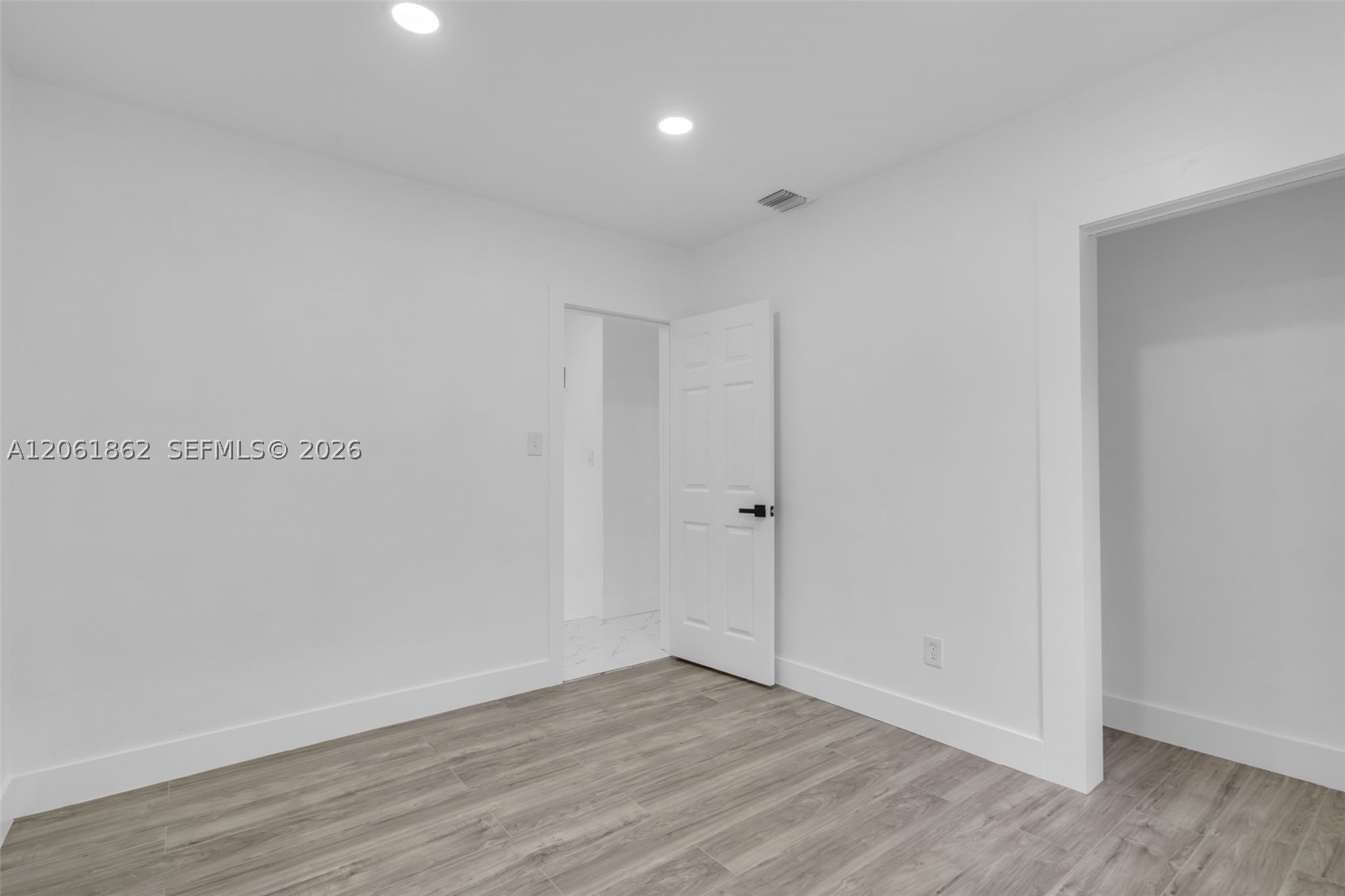 1265 Ne 201st Ter Property Photo 16