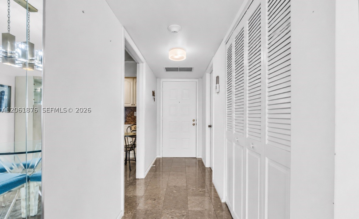 5000 N Ocean Blvd 1704 Property Photo 7