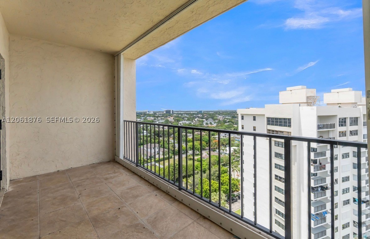 5000 N Ocean Blvd 1704 Property Photo 24