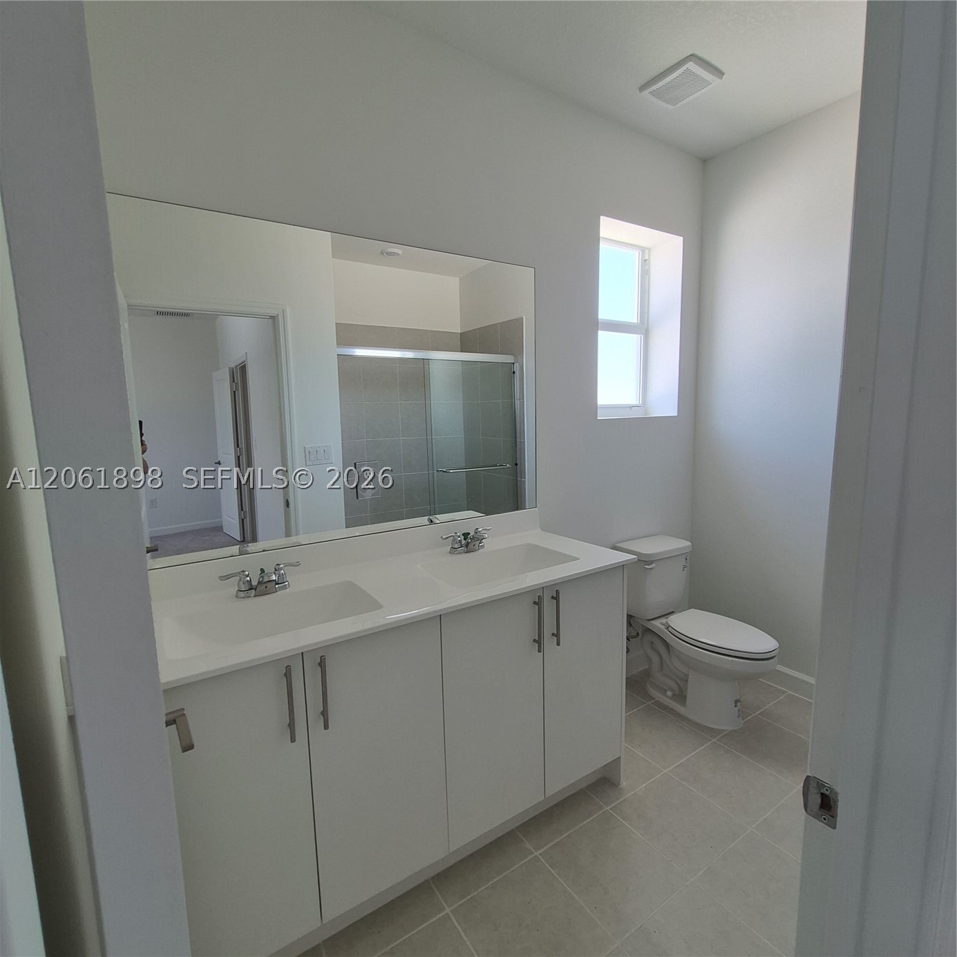 A12061898 Property Photo 8