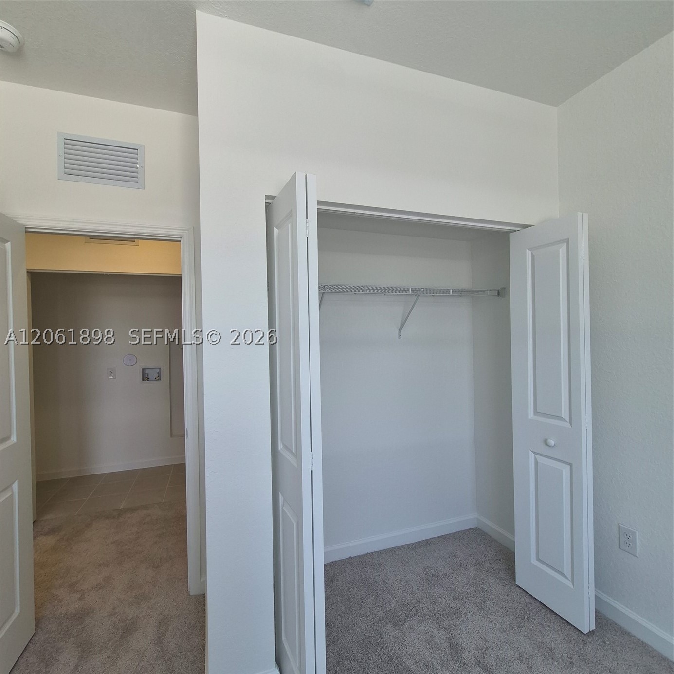 A12061898 Property Photo 9