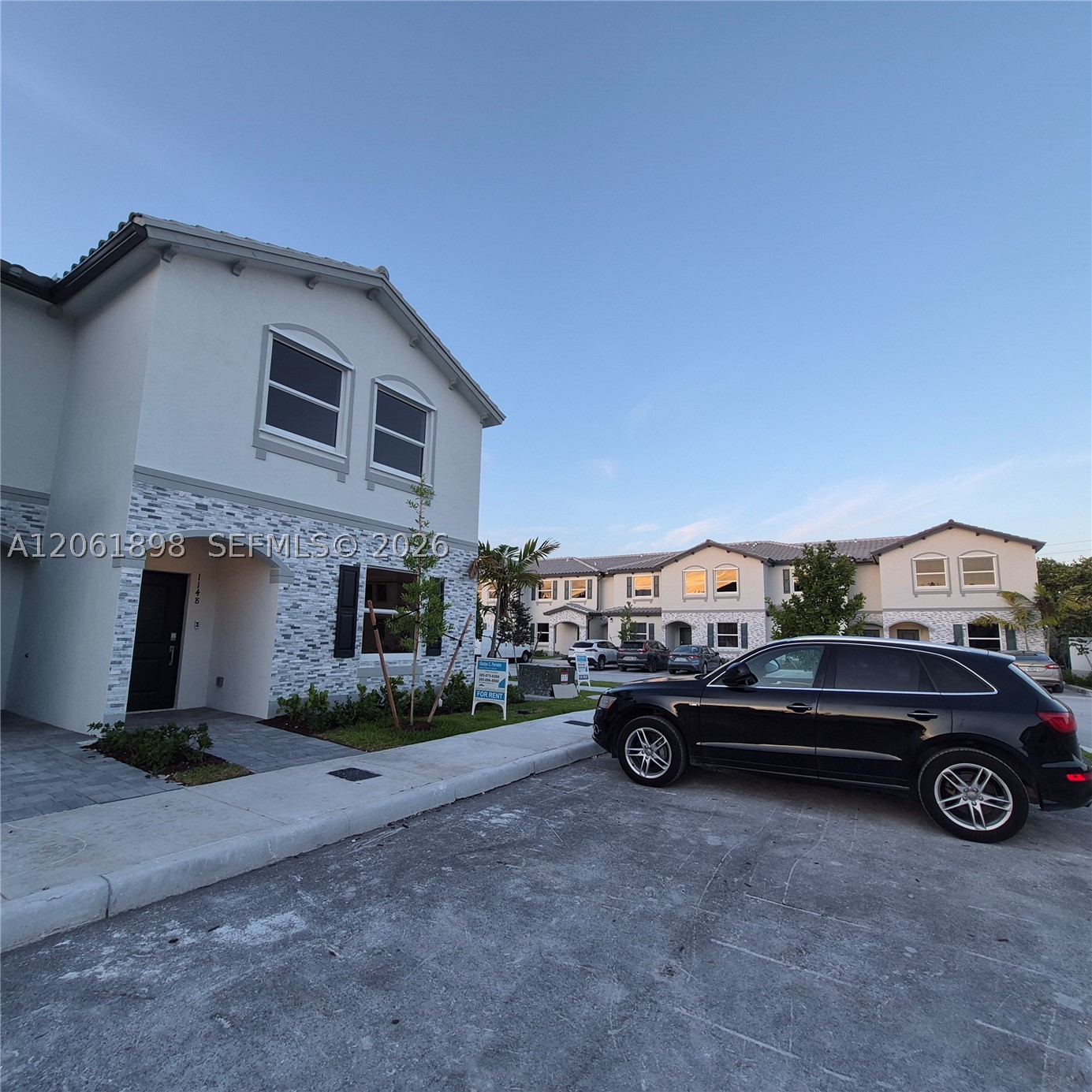 A12061898 Property Photo 12