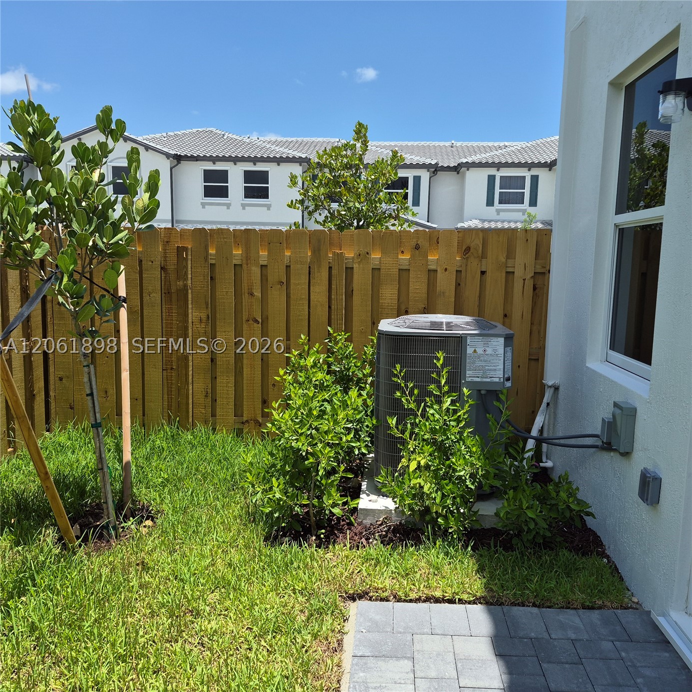 A12061898 Property Photo 13