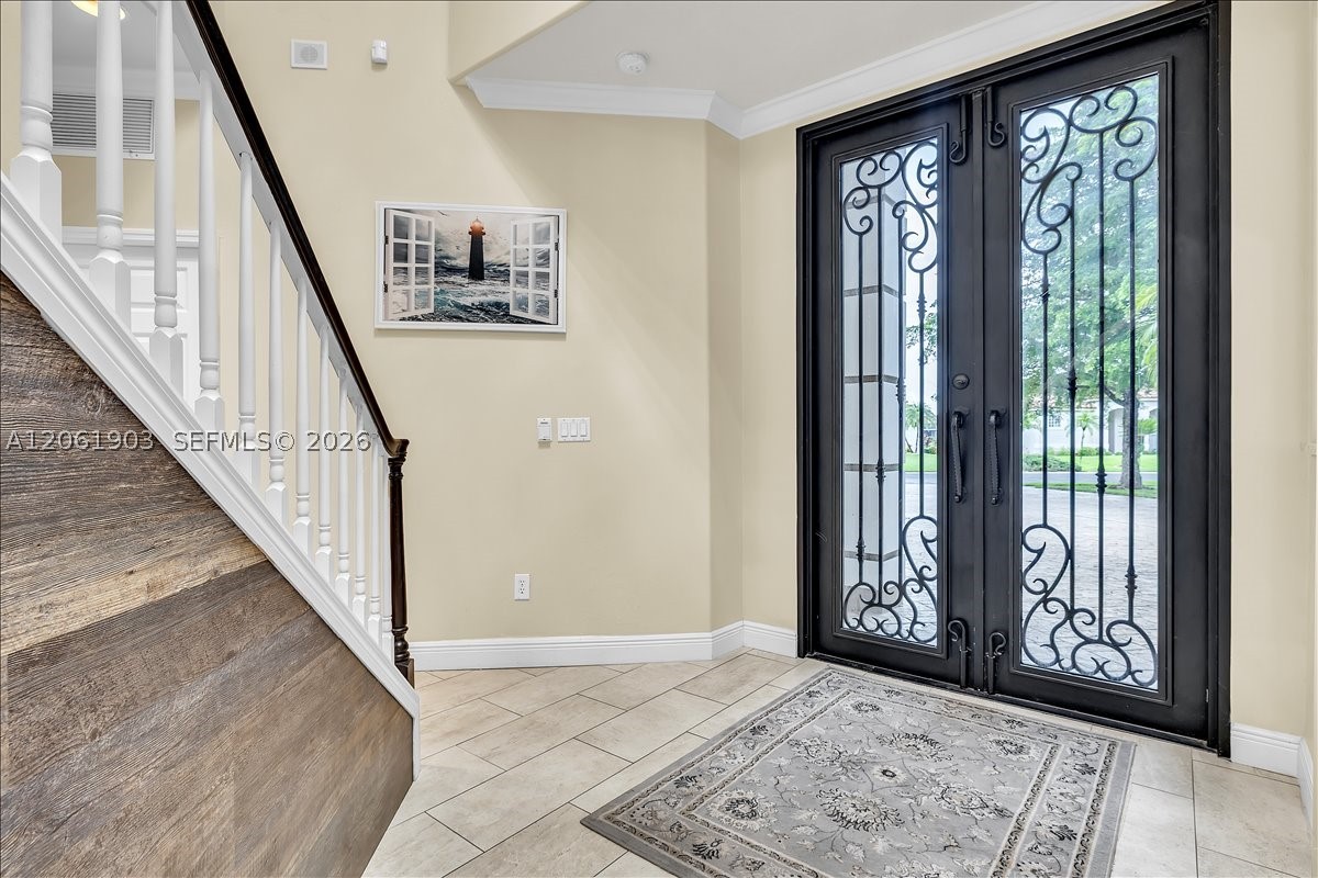 12898 Kedleston Circle Property Photo 5