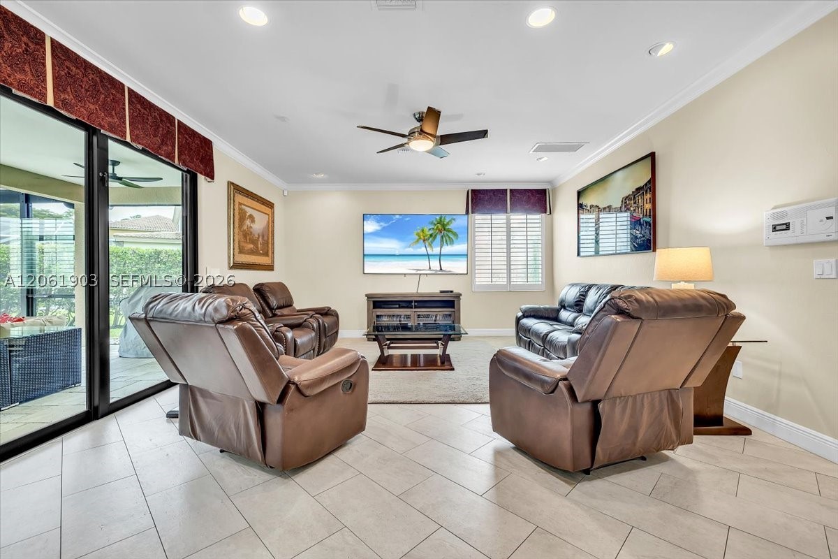 12898 Kedleston Circle Property Photo 9