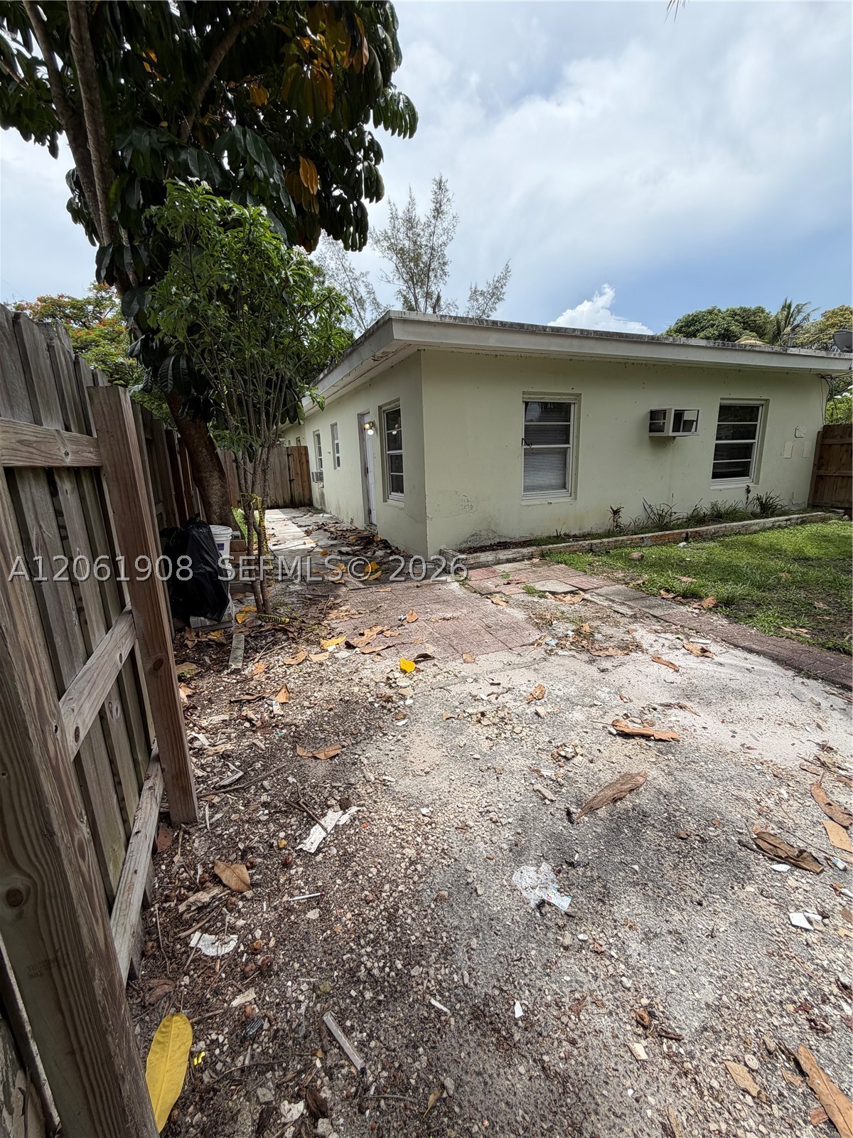 1140 Ne 1st Ave 1140 Property Photo 10