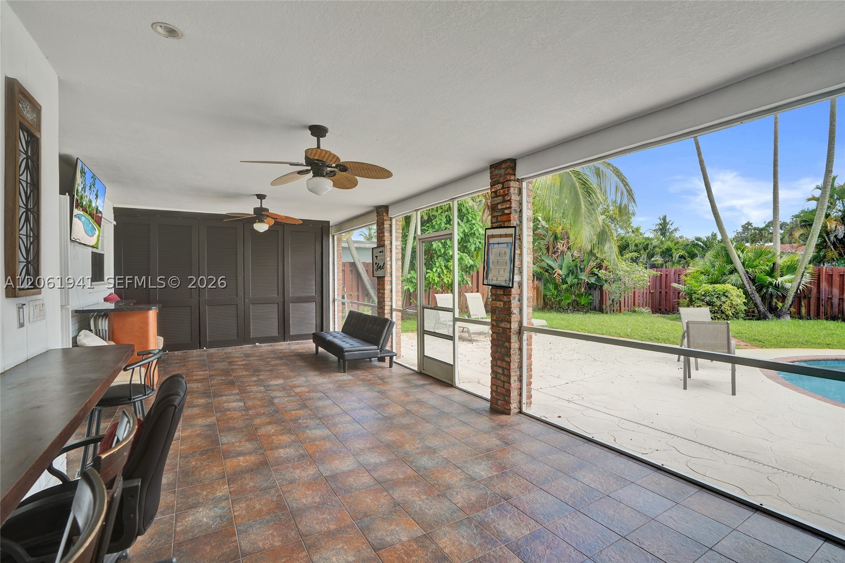 5306 Roosevelt St Property Photo 17