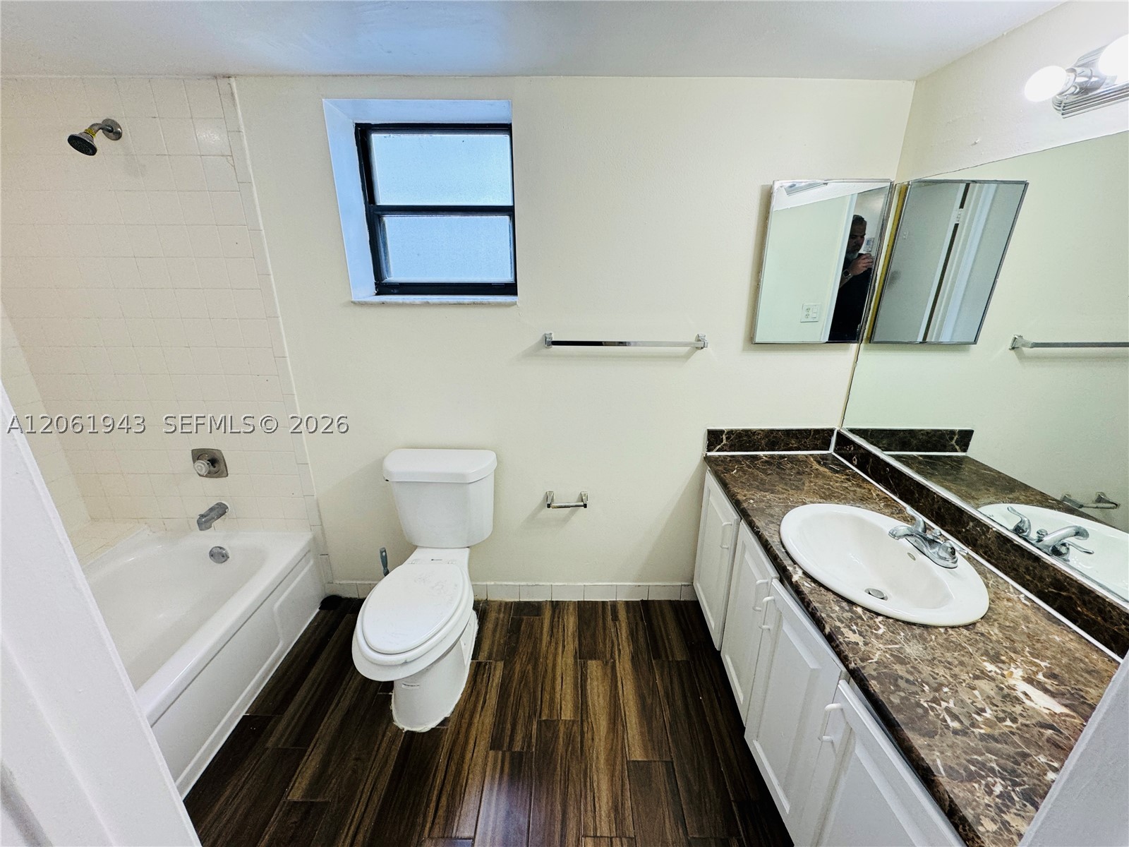1850 N Congress Ave 308 Property Photo 8