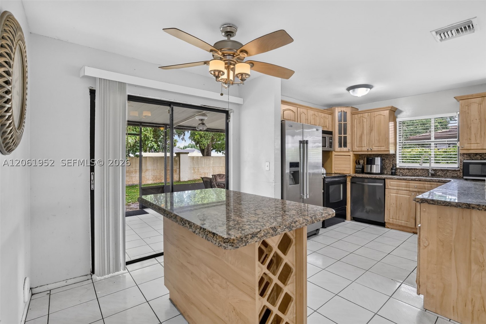 1580 Sw 87th Ter Property Photo 12