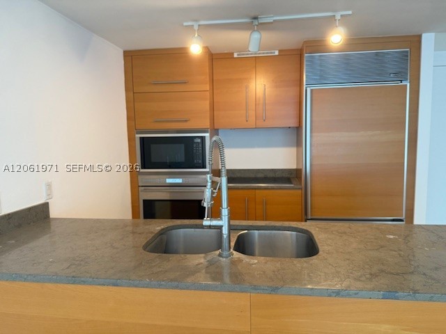 475 Brickell Ave 2411 Property Photo 1