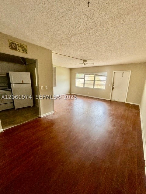 394 Mansfield J Property Photo 4