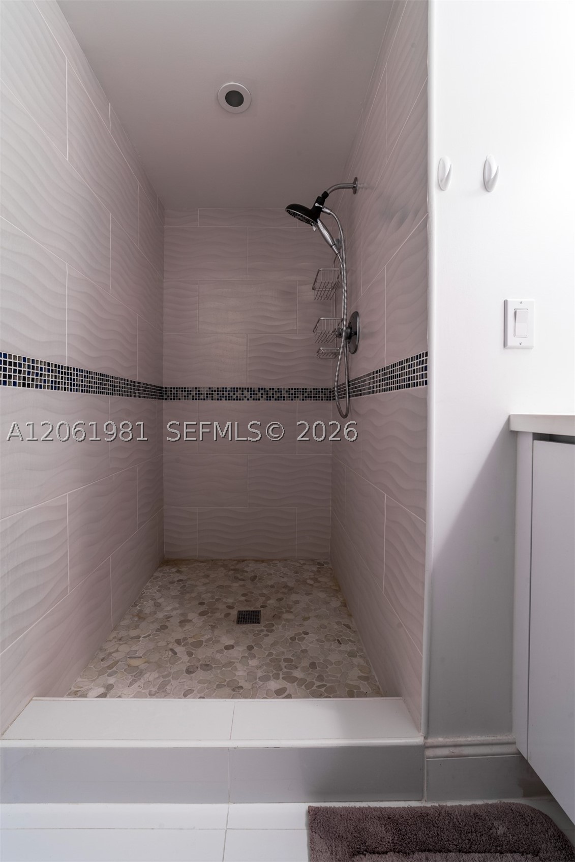 2500 Parkview Dr 1117 Property Photo 17