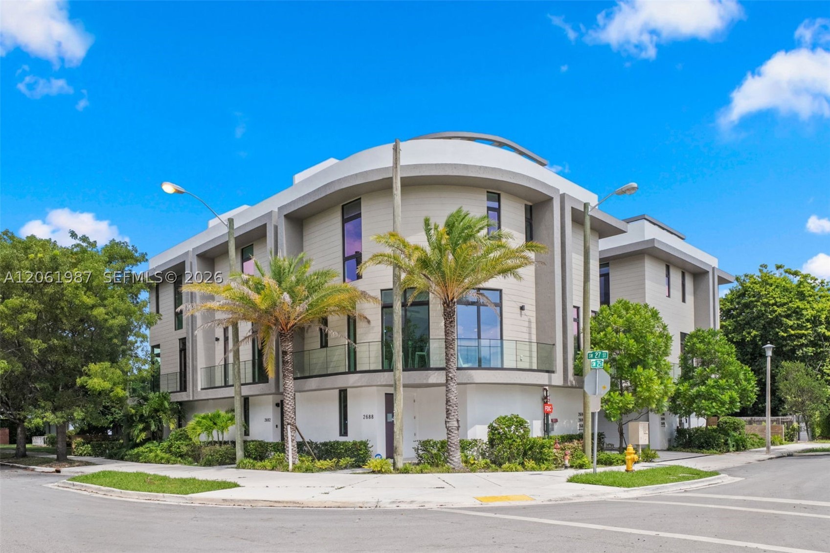 2688 SW 25th Ave