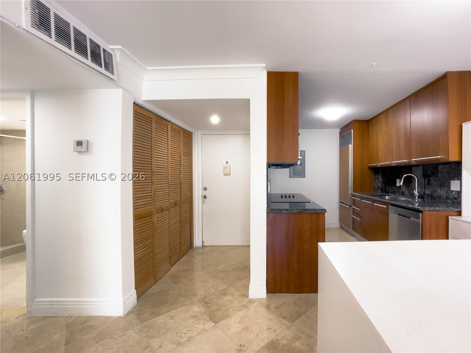 1670 Bay Rd 2d Property Photo 5