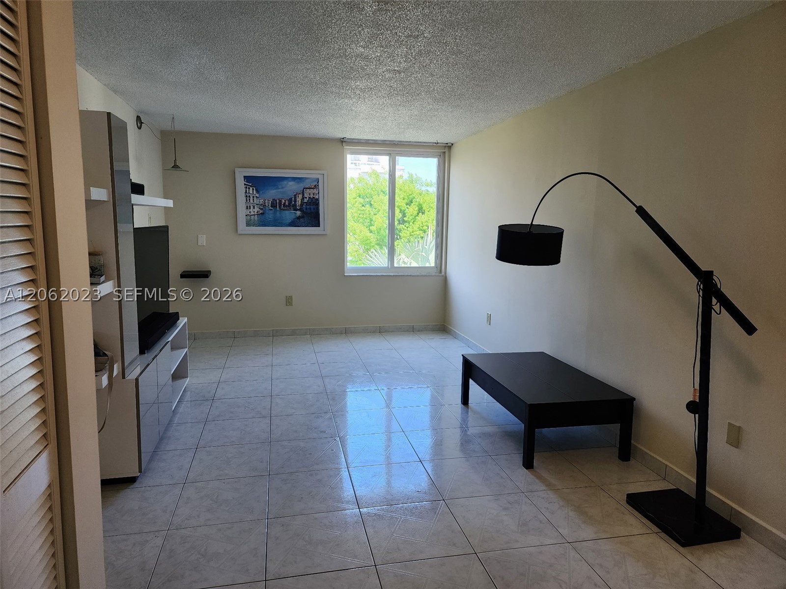 250 180th Dr 301 Property Photo 5