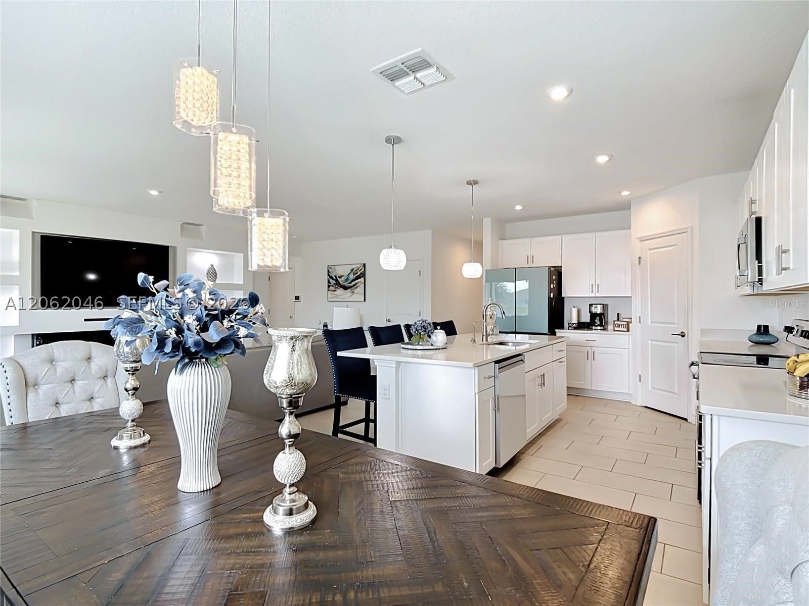 246 Zircon Road Property Photo 11