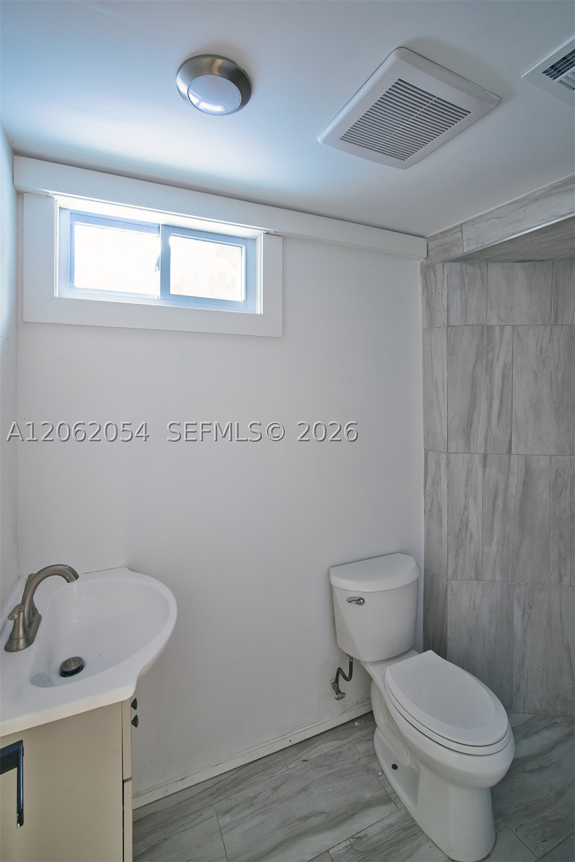 189 Mc Namara Rd Property Photo 31