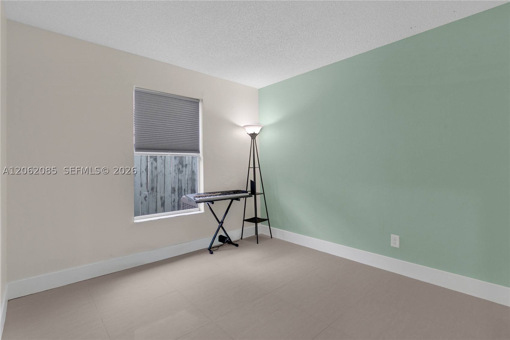 949 Sw 7th Pl Property Photo 15