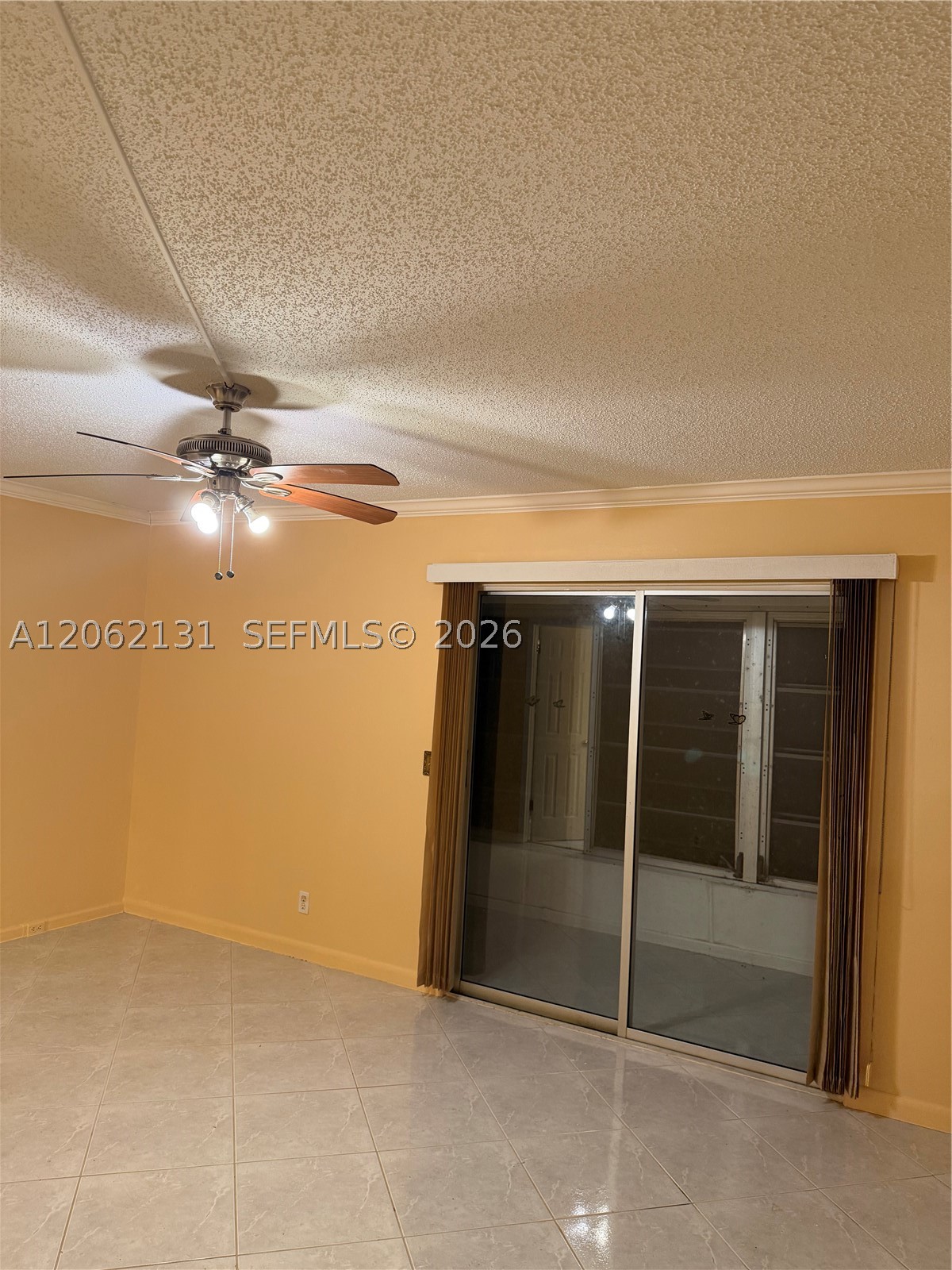559 N Mansfield N 559 Property Photo 14