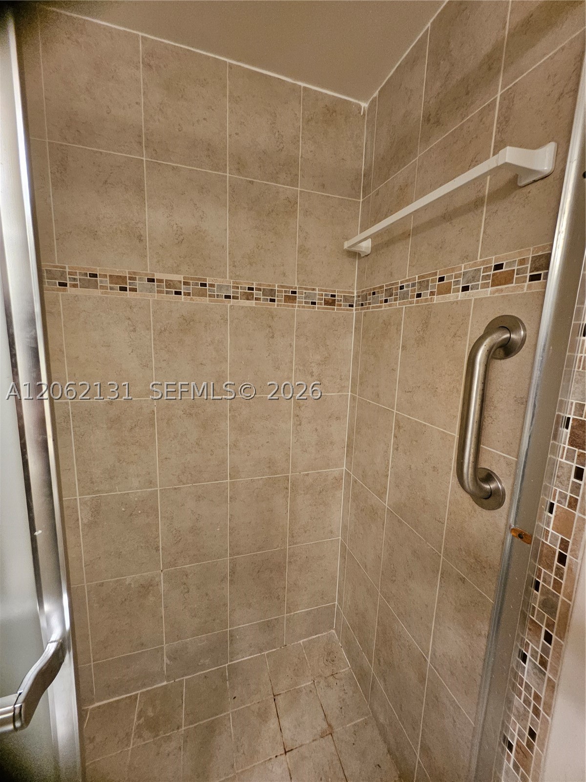 559 N Mansfield N 559 Property Photo 23