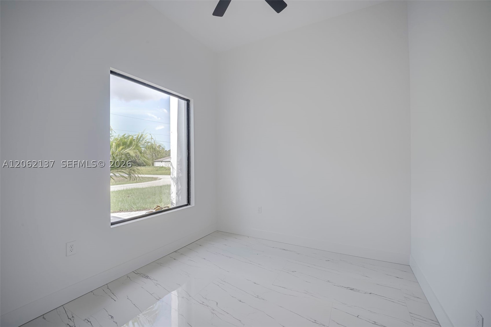 466 Laconic Ave Property Photo 15