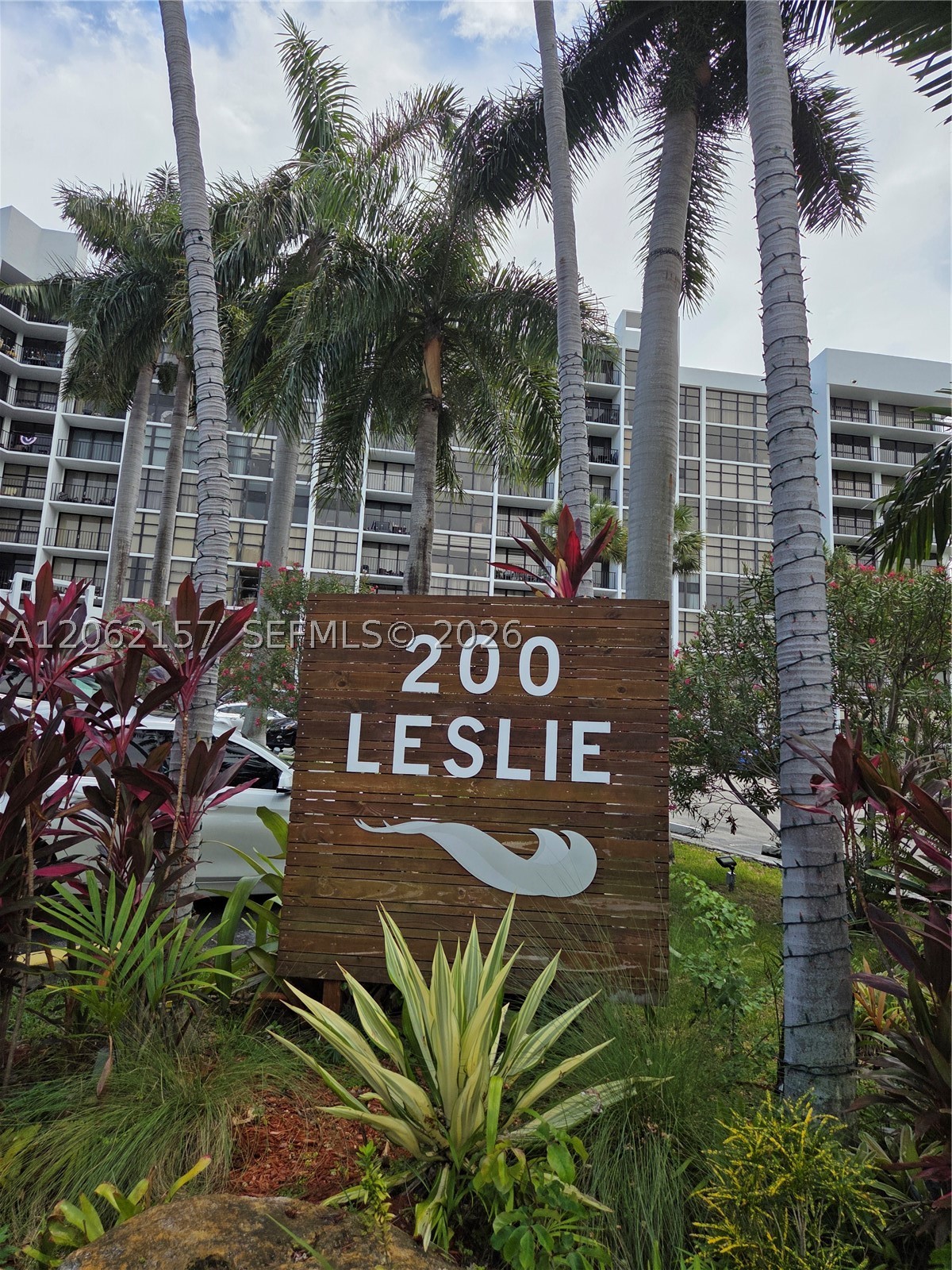 200 Leslie Dr 1029 Property Photo 1