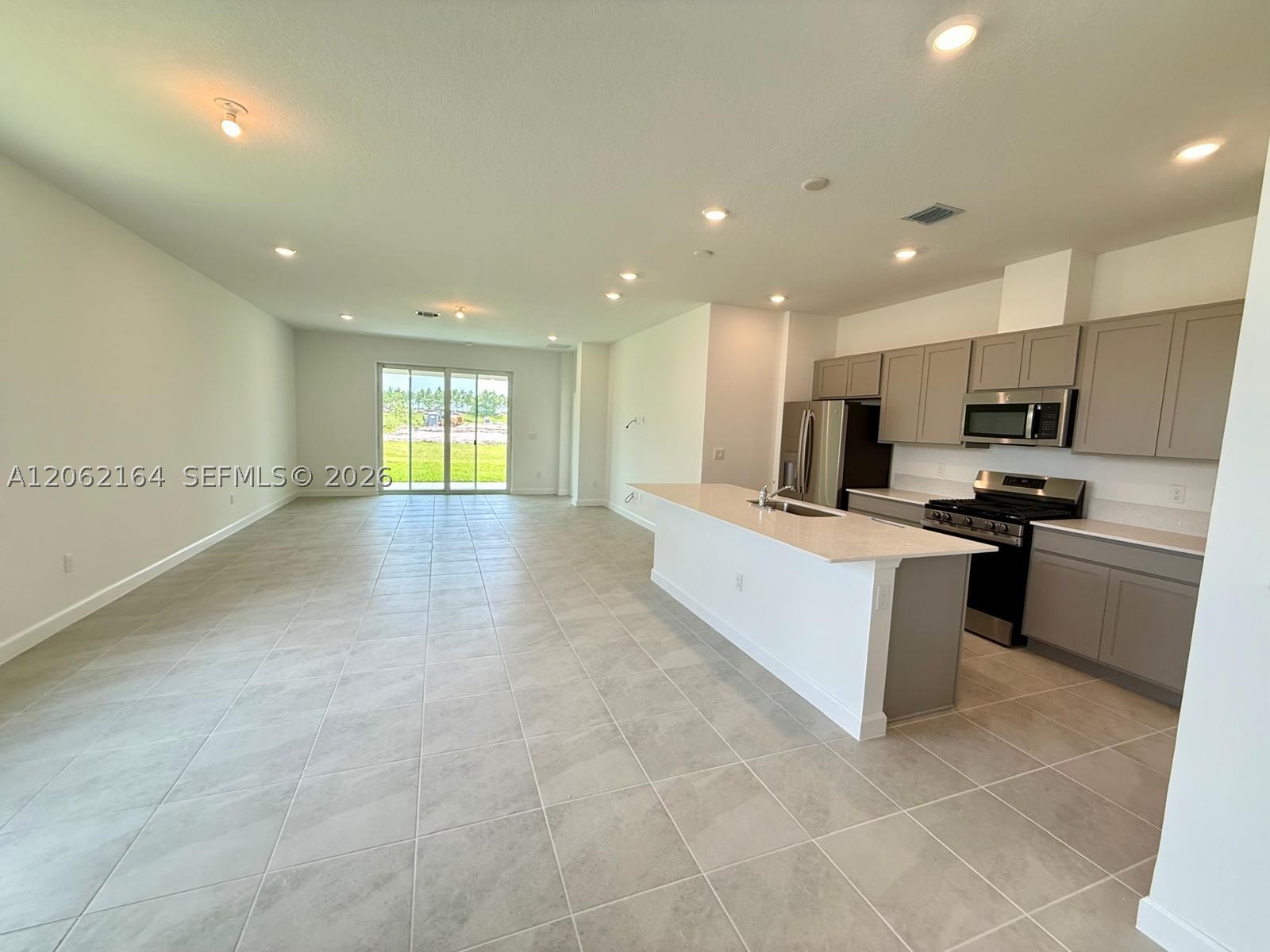 1643 Pelican Post Pl 1643 Property Photo 3