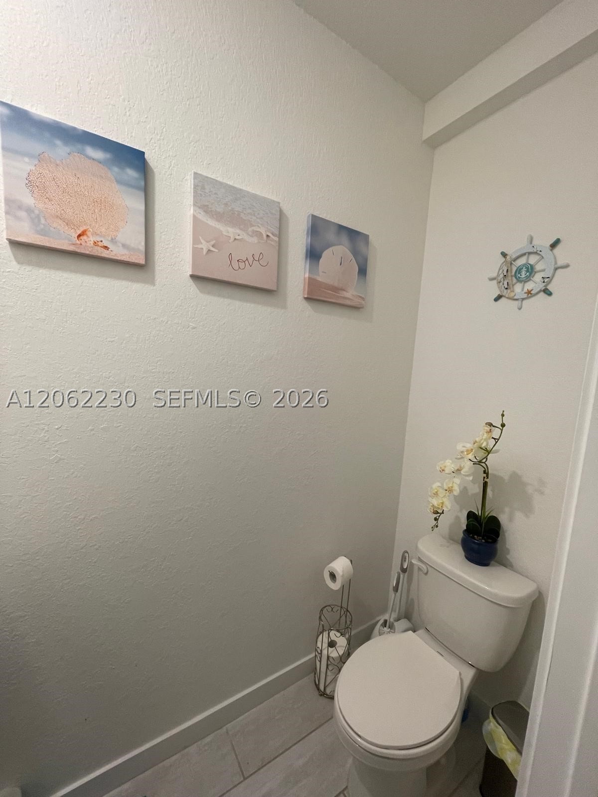 1042 Se 23rd Ter Property Photo 8