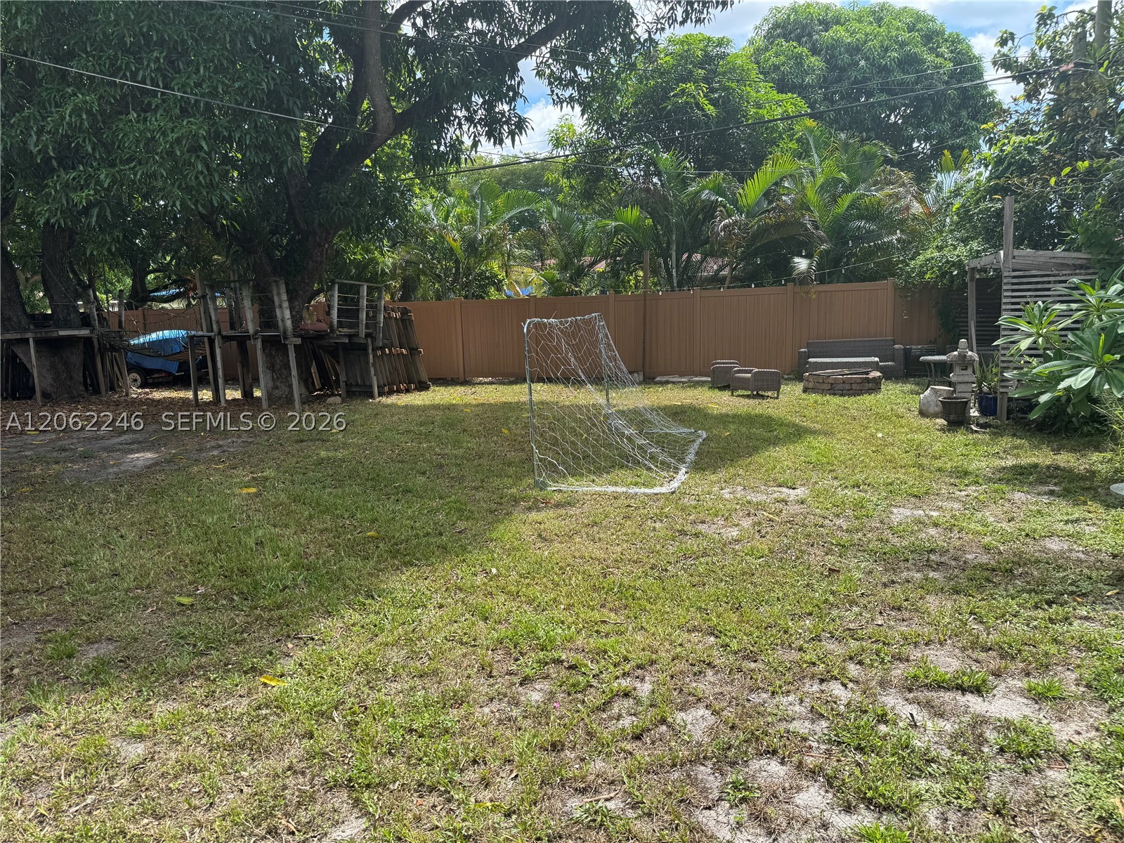 13301 Nw Miami Ct Property Photo 6