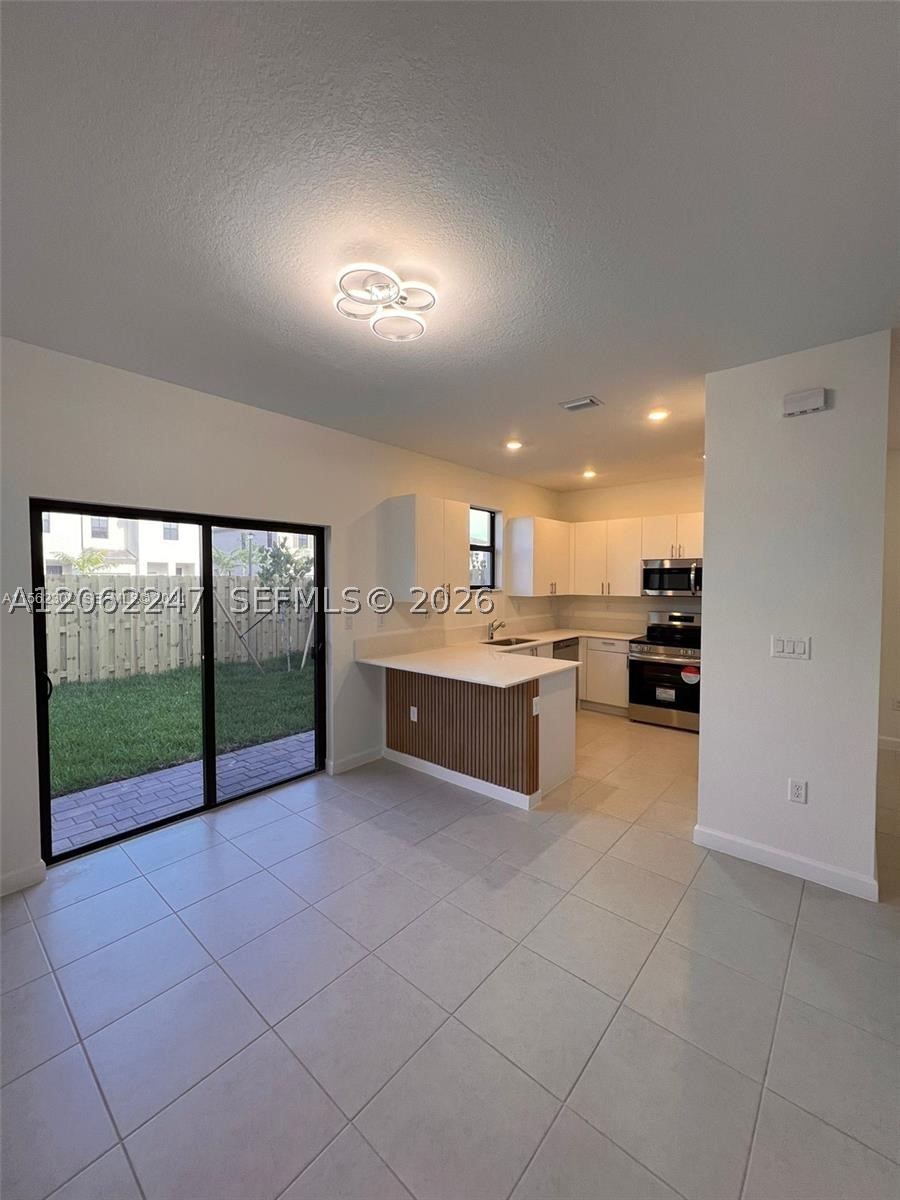 23055 Sw 129th Ct Property Photo 9