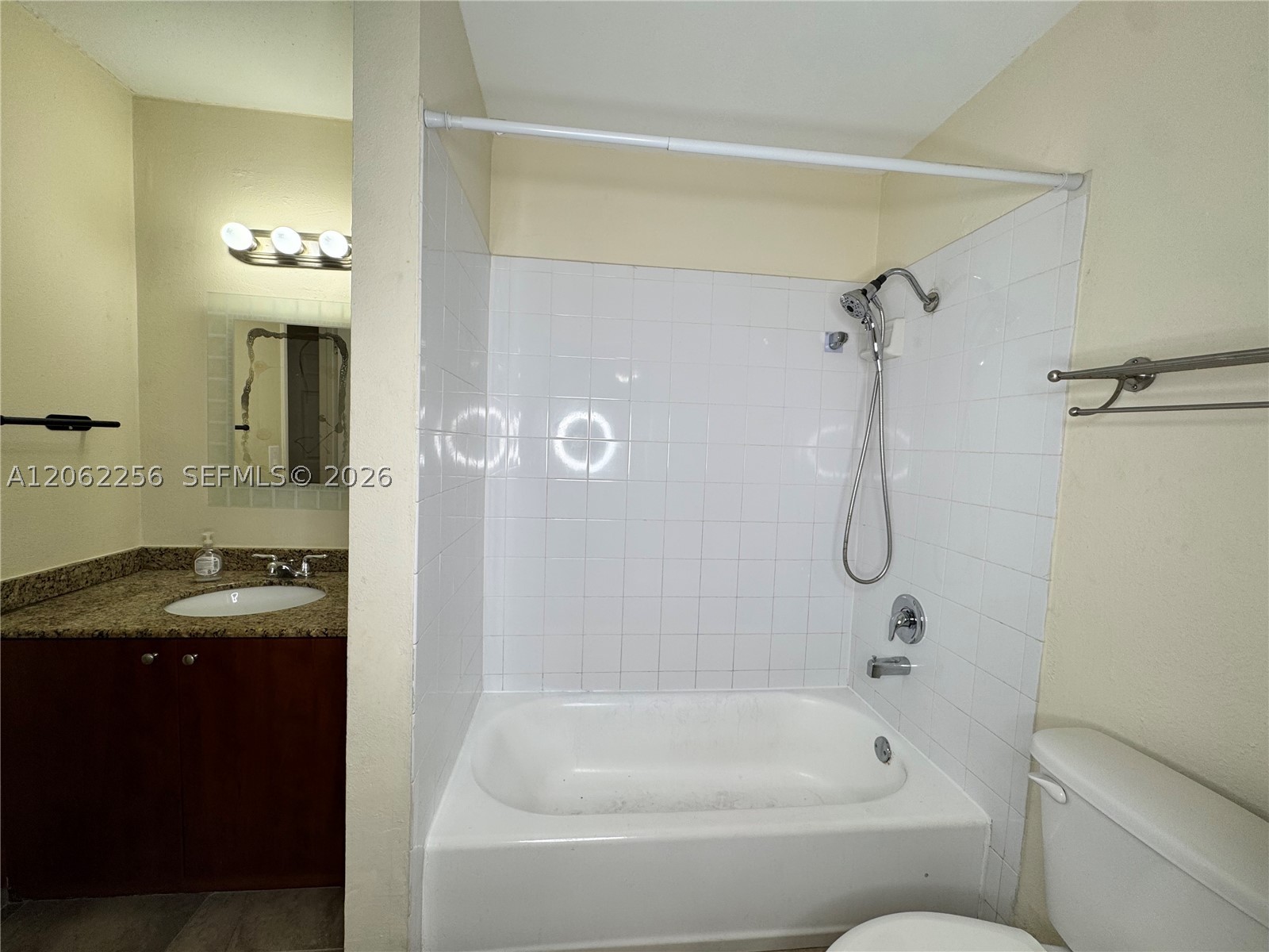 8749 Nw 39th St 8749 Property Photo 8