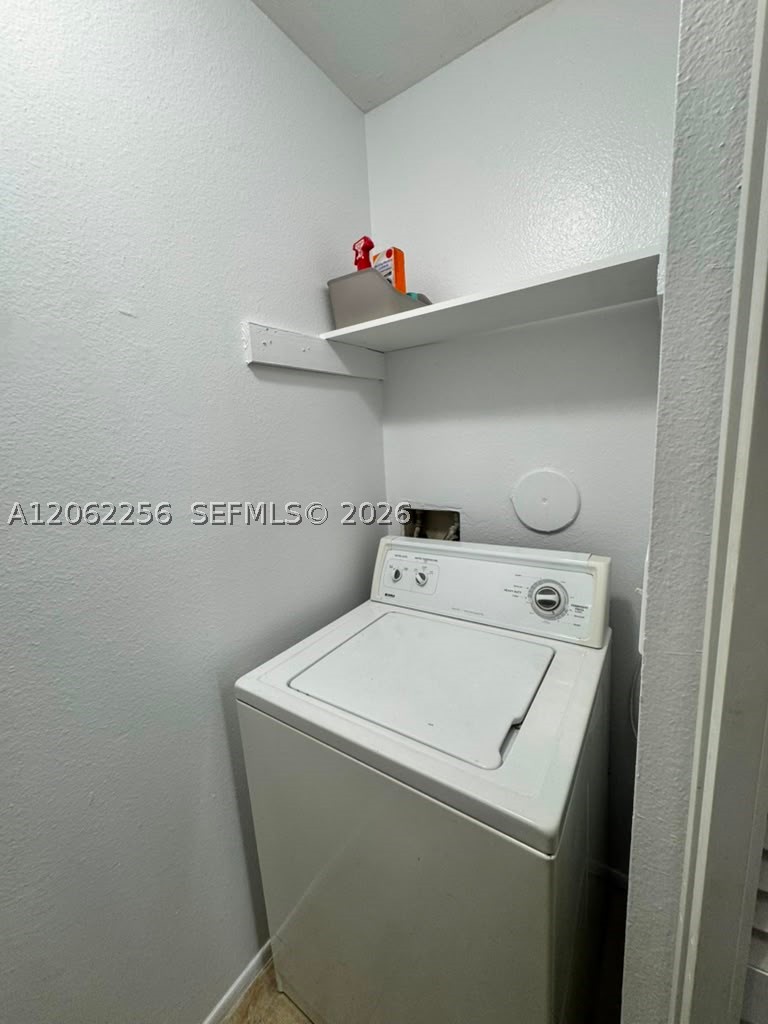 8749 Nw 39th St 8749 Property Photo 13
