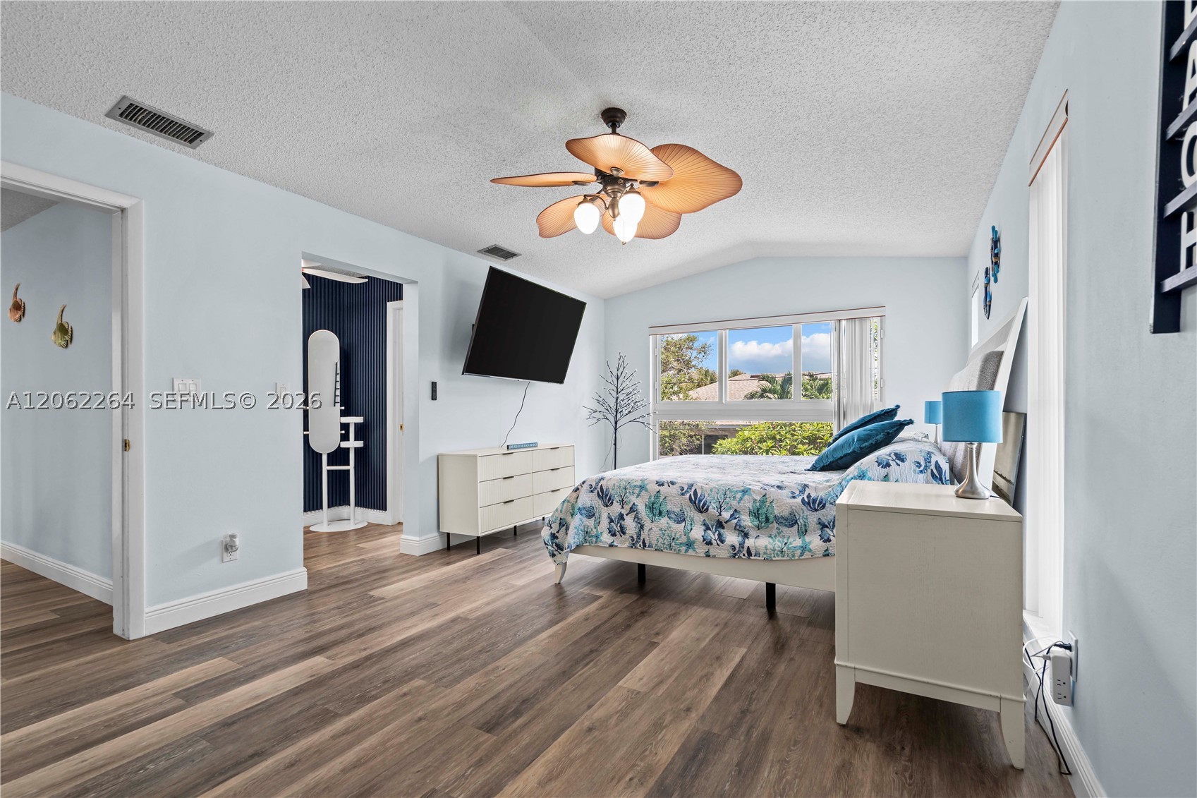 107 Causeway Boulevard Property Photo 25