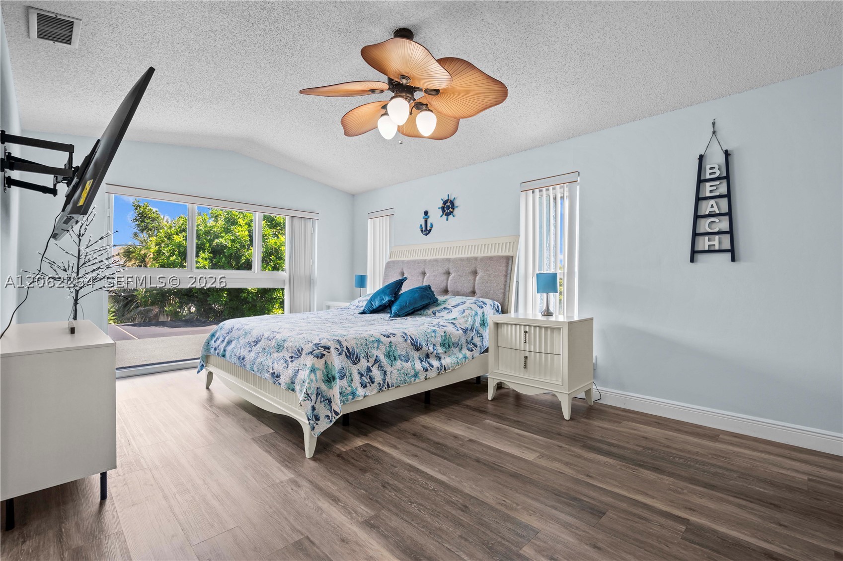 107 Causeway Boulevard Property Photo 26