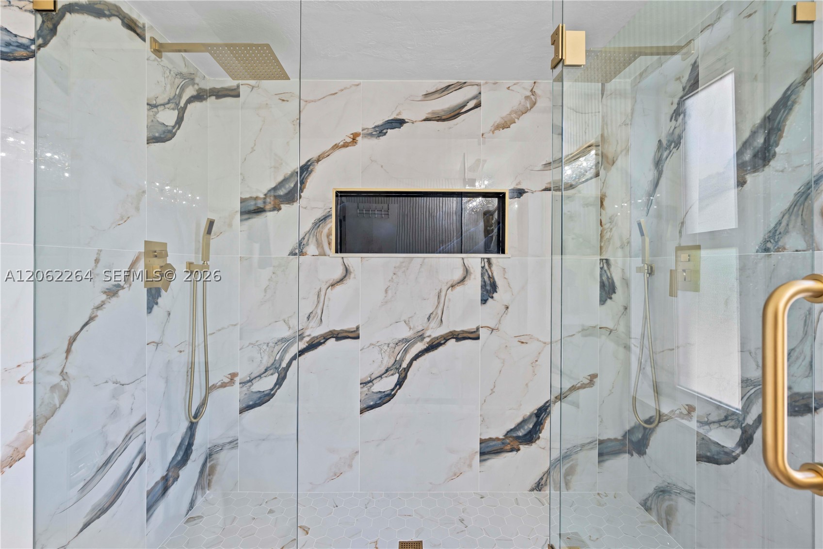 107 Causeway Boulevard Property Photo 28