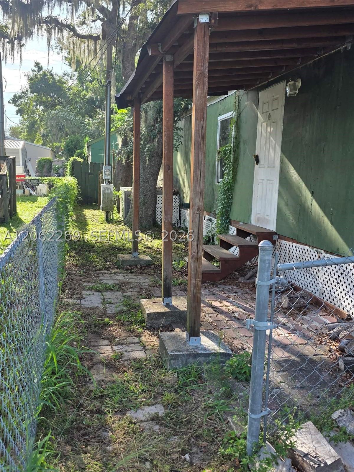 5904 S Harvey Property Photo 2