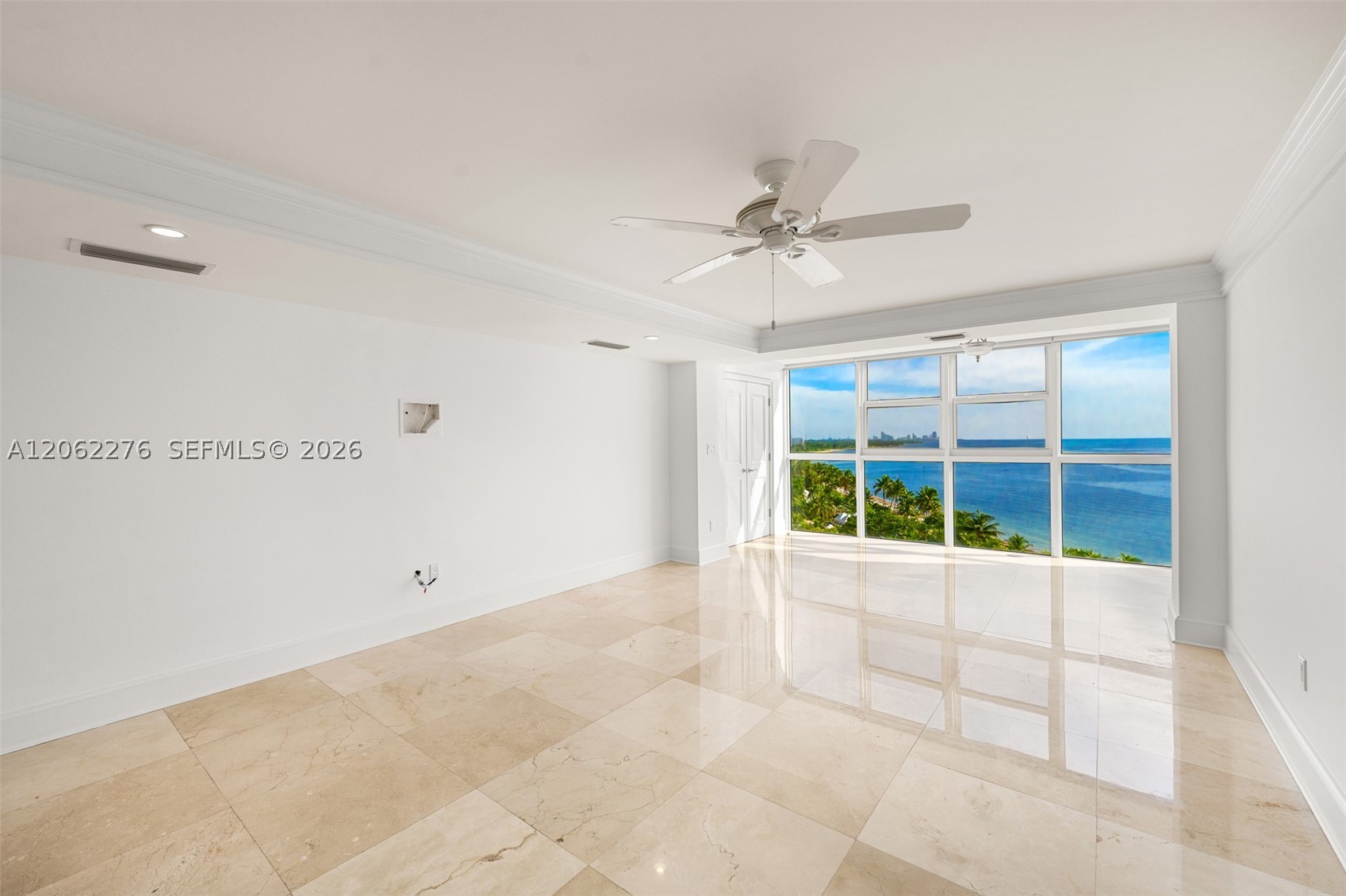 600 Grapetree Dr 11dn Property Photo 18