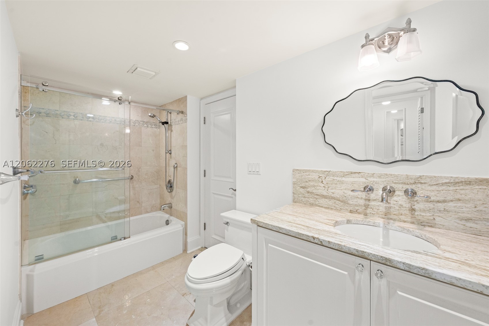 600 Grapetree Dr 11dn Property Photo 31