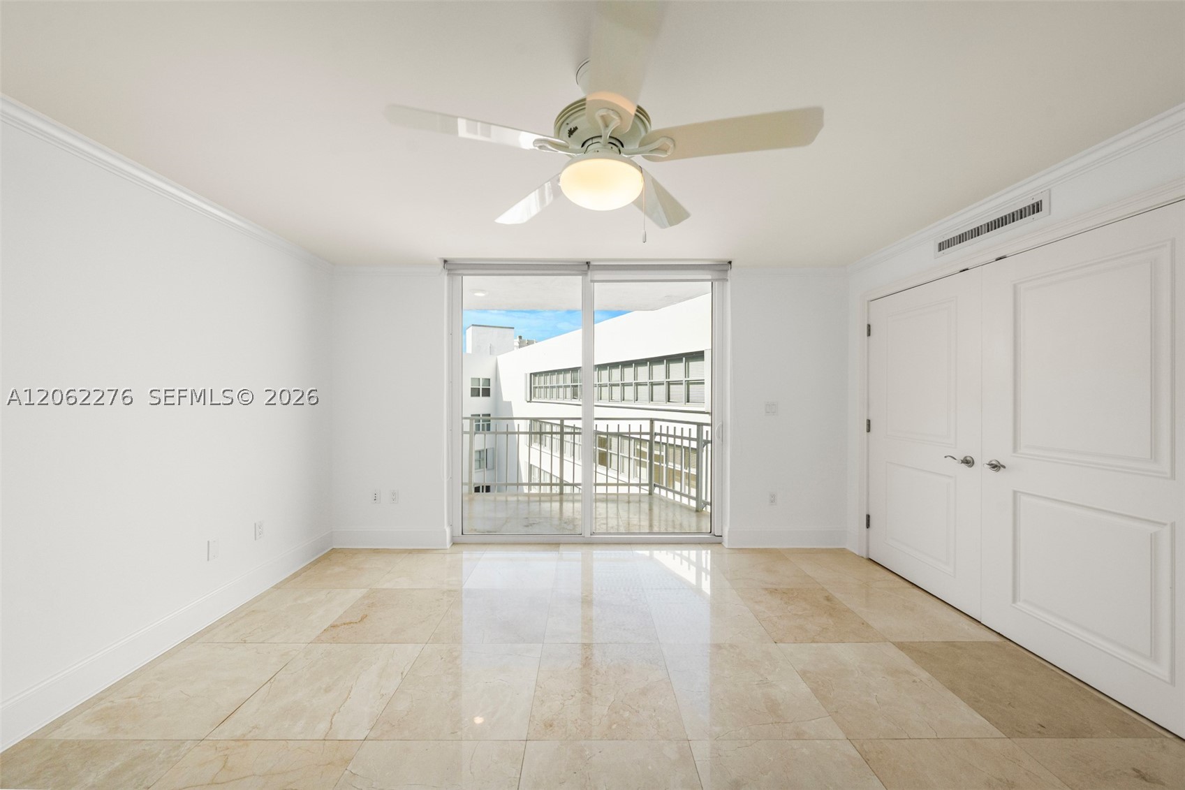 600 Grapetree Dr 11dn Property Photo 35