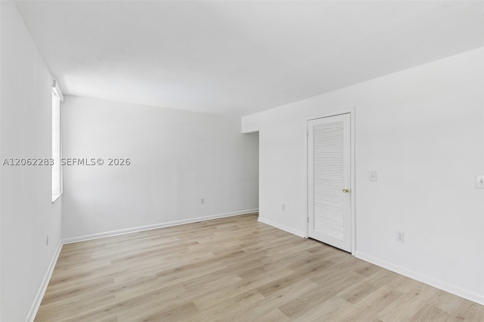 1900 W 68th St B203 Property Photo 21