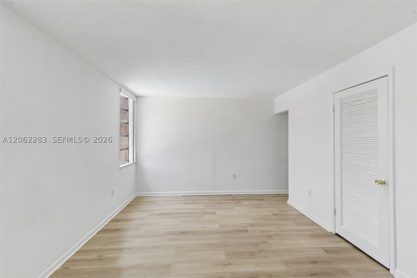 1900 W 68th St B203 Property Photo 23