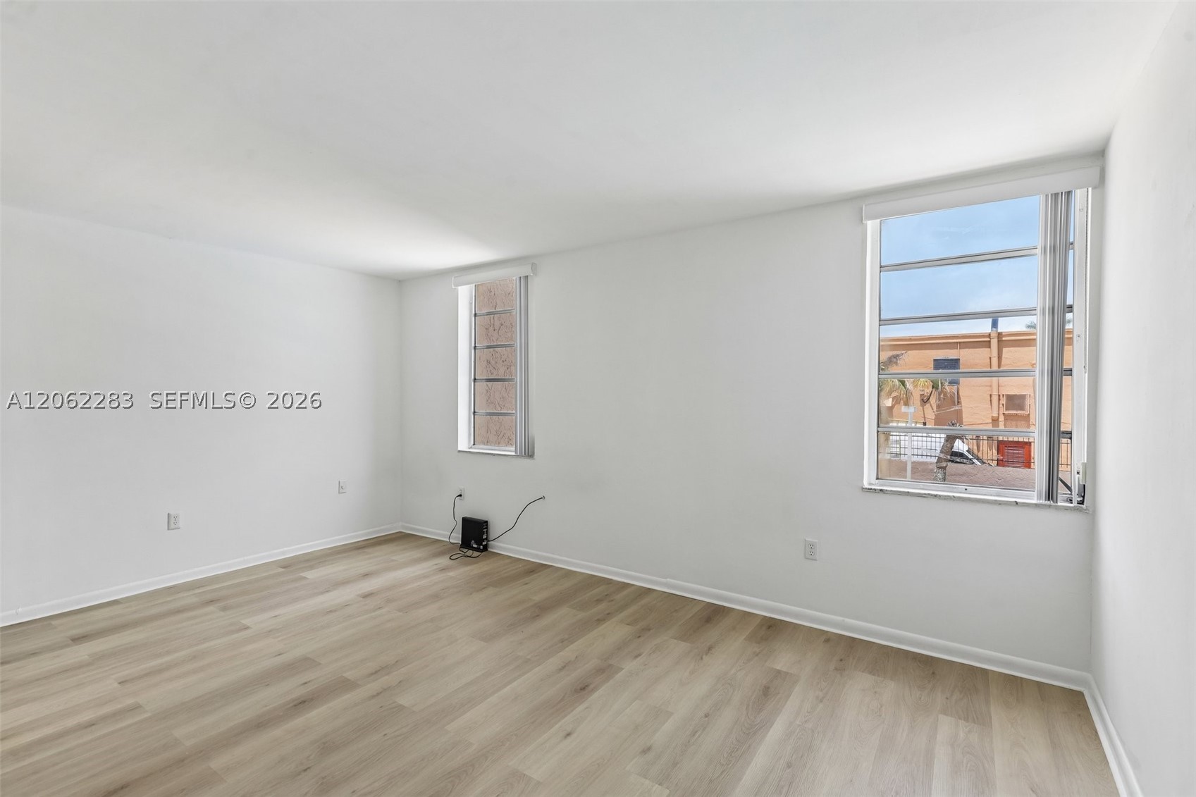 1900 W 68th St B203 Property Photo 28